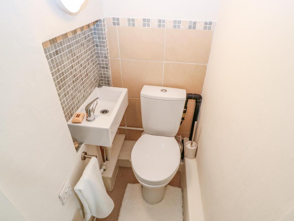 הולמפירת' Riverview Cottage מראה חיצוני תמונה